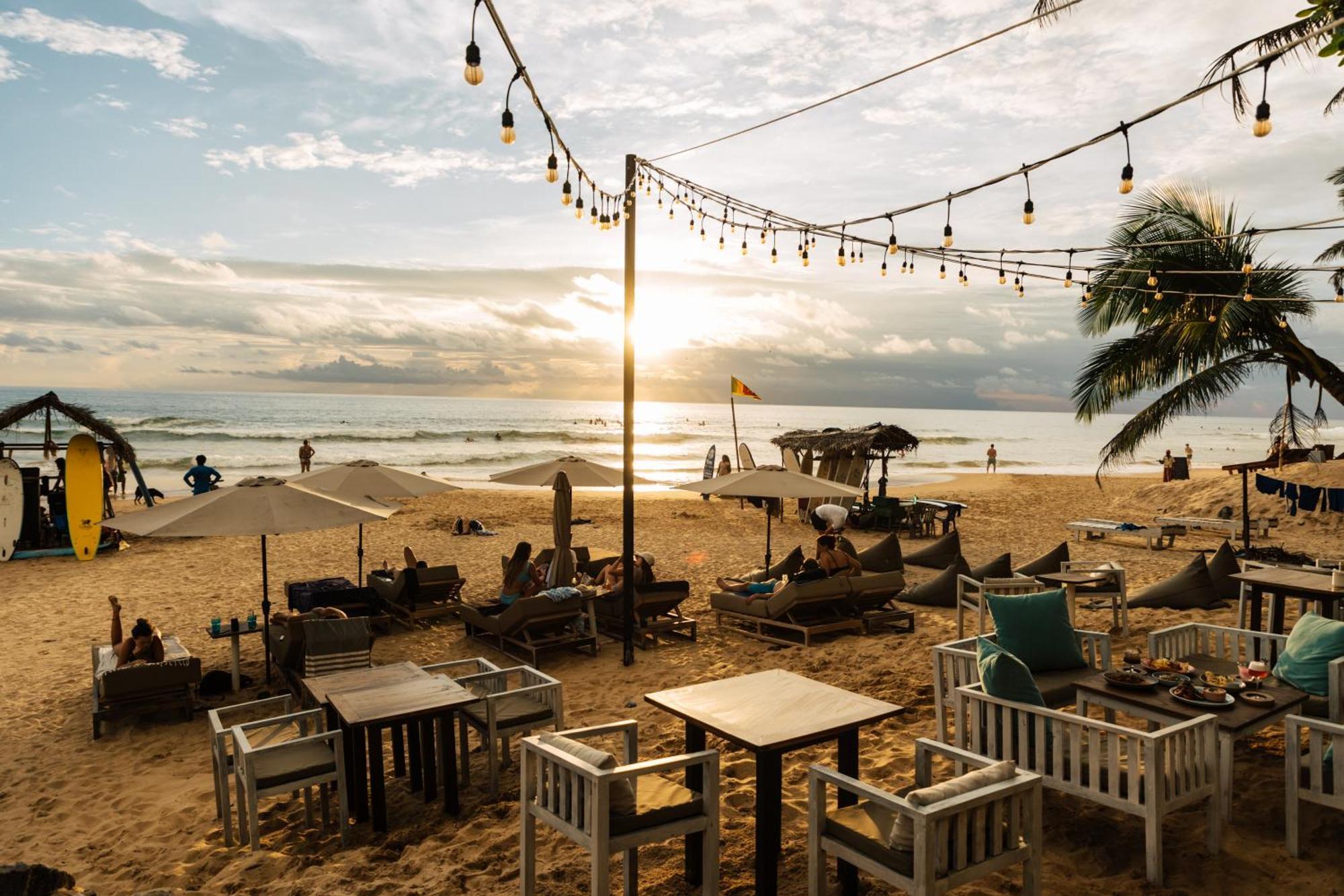 Sea Salt Society Hotel Hikkaduwa Exterior foto